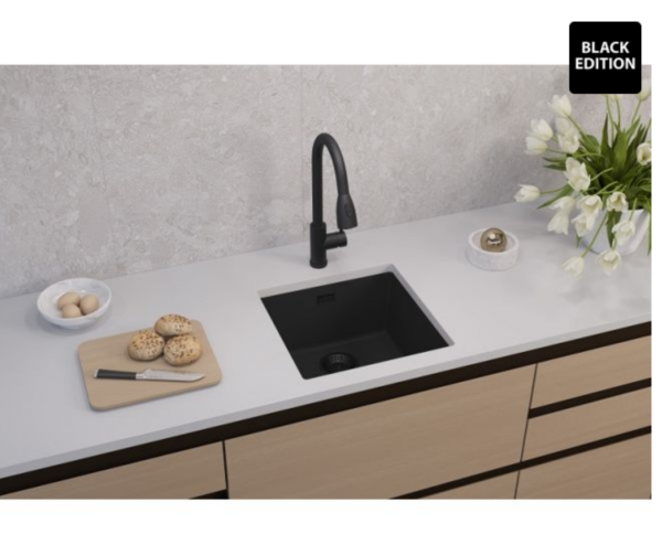 Omni 20 - Black Edition